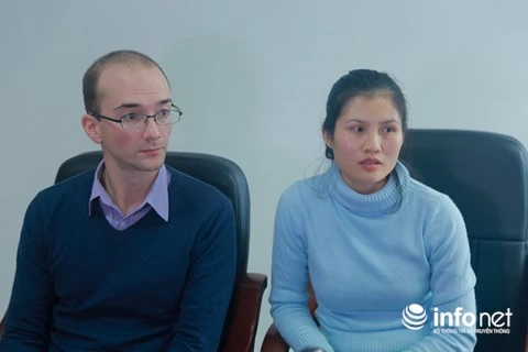 Vợ chồng Daniel Hauer.