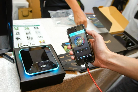 Các thiết bị dựa trên nền tảng IoT đang ngày càng phổ biến và cũng ẩn chứa nguy cơ tiềm ẩn về an toàn thông tin. Ảnh: Hoàng Anh