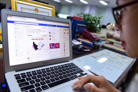 Hãy dùng thử các chiến thuật khác nhau để thu hút sự chú ý của đối tượng và thúc đẩy họ thực hiện hành động mà bạn muốn. Ảnh minh họa: Facebook.