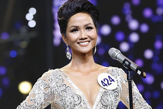 Cô gái người Ê đê - H’Hen Niê vừa đăng quang Hoa hậu Hoàn vũ Việt Nam 2017. Ảnh: HHHVVN