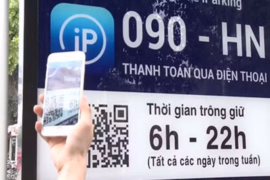 ịch vụ trông giữ xe qua ứng dụng công nghệ thông minh đã được triển khai thử nghiệm từ tháng 5/2017 và chính thức được áp dụng từ ngày 1/8/2017. Ảnh: UBND TP.HN.