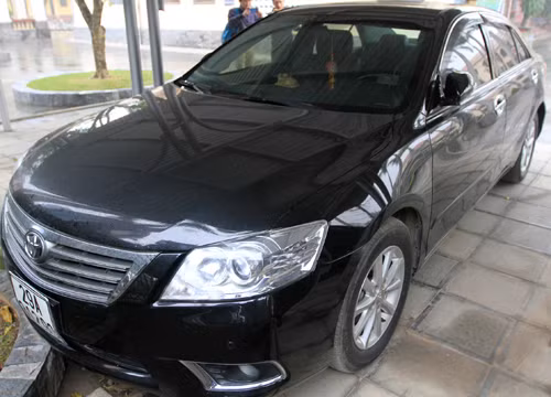 Chiếc ôtô cá nhân của Chủ tịch UBND huyện Quốc Oai được tìm thấy tại một bãi gửi xe. Ảnh: QL. Chiếc ôtô cá nhân của Chủ tịch UBND huyện Quốc Oai được tìm thấy tại một bãi gửi xe. Ảnh:QL.