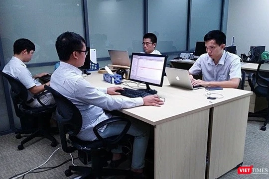 5 công nghệ được các ứng viên quan tâm và có dự định học hỏi trong thời gian tới là: Trí tuệ nhân tạo; Công nghệ chuỗi khối; Khoa học dữ liệu; Máy học, học sâu; An ninh mạng.