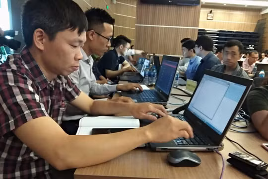 Kịch bản diễn tập giả định có các cuộc tấn công mạng từ một nhóm tin tặc và gồm 3 giai đoạn kéo dài trong 3 ngày.