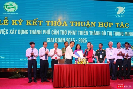 VNPT và TBND TP.Cần Thơ ký thỏa thuận hợp tác về triển khai “Xây dựng Thành phố Cần Thơ phát triển thành đô thị thông minh giai đoạn 2016-2025”. 