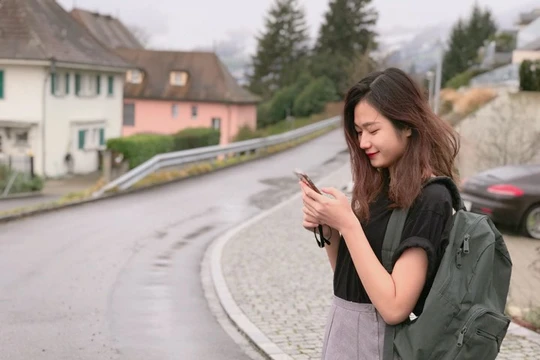 VinaPhone chính thức mở rộng thêm phạm vi áp dụng gói cước Data Roaming Rx tới nhiều nước trên thế giới. Ảnh: Mai Hồng