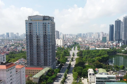 Dự án D’Palais de Louis của Tân Hoàng Minh tọa lạc trên đường Nguyễn Văn Huyên, Cầu Giấy, Hà Nội