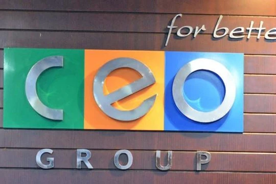 CEO ngắt mạch lỗ bốn quý liên tiếp