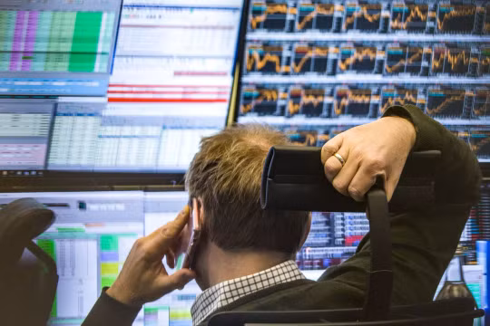 Khối ngoại mua ròng 29.300 tỉ đồng trong năm 2022