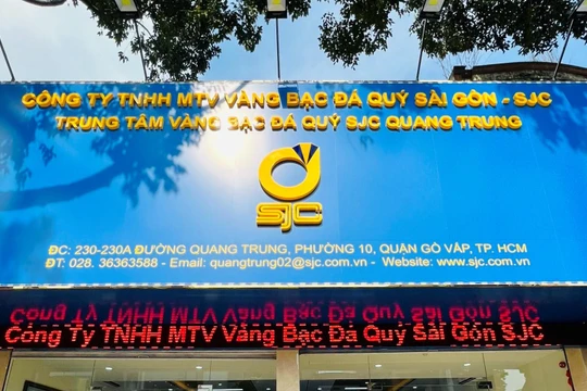 Giá vàng SJC neo ở vùng 70 triệu đồng/lượng, Vàng bạc Đá quý Sài Gòn làm ăn ra sao?