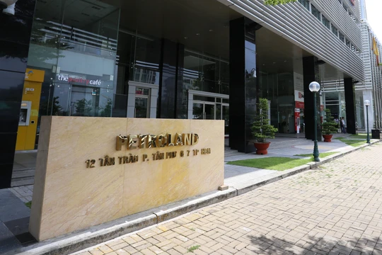 Dấu ấn chủ mới ở PTL