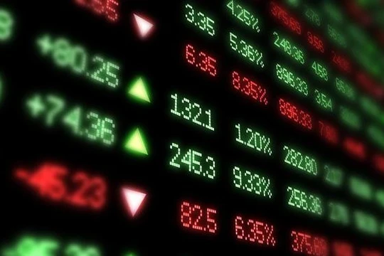 Chứng khoán Việt Nam 'hút' ròng 880 triệu USD từ quỹ ETF trong năm 2022