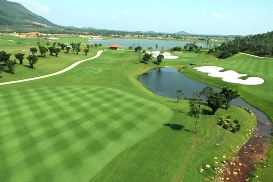 Sân golf Đầm Vạc hiện do CTCP Khu nghỉ dưỡng và Sân golf Đầm Vạc vận hành (Ảnh minh họa - Nguồn: Internet)