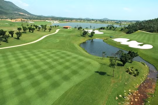 Sân golf Đầm Vạc hiện do CTCP Khu nghỉ dưỡng và Sân golf Đầm Vạc vận hành (Ảnh minh họa - Nguồn: Internet)