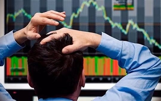 NDN, L14 “ôm lỗ” trăm tỉ vì đầu tư chứng khoán