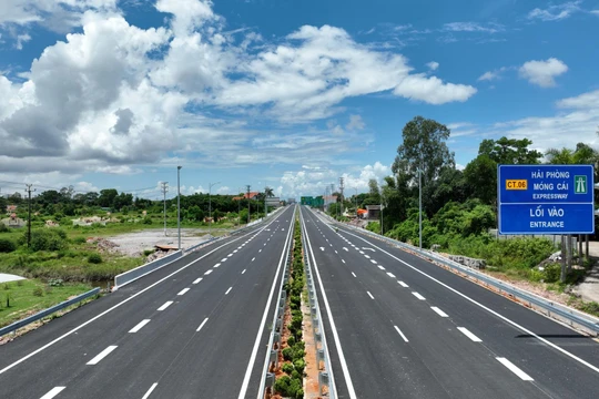 Cao tốc Vân Đồn – Móng Cái miễn thu phí đến hết tháng 9