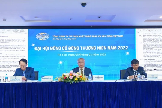Chủ tịch HĐQT Đào Ngọc Thanh làm Chủ toạ ĐHĐCĐ thường niên năm 2022 của Vinaconex 