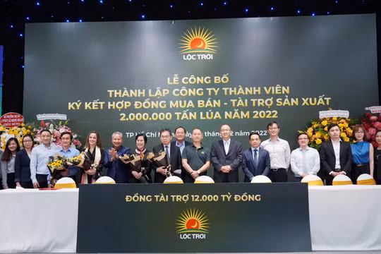 Ngân hàng cam kết đồng tài trợ 12.000 tỉ đồng cho đơn hàng sản xuất 2 triệu tấn lúa trong năm 2022 của Lộc Trời