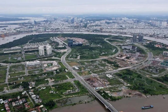 CTCP Capital One Financial - cái tên xa lạ tham gia cuộc đấu giá không khoan nhượng với Tân Hoàng Minh để giành quyền sở hữu ô đất 3-12 tại Khu đô thị mới Thủ Thiêm.