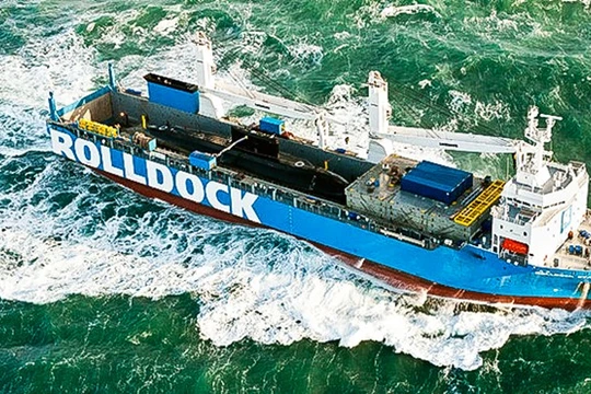 Tàu vận tải Rolldock Star vận chuyển tàu ngầm. Ảnh: Tập đoàn Rolldock