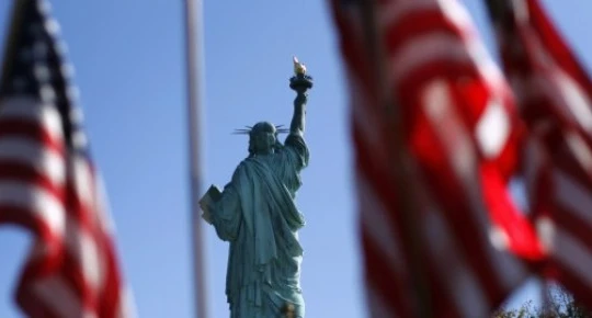 16 biểu đồ thể hiện vị trí áp đảo của Mỹ trên thế giới