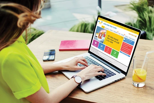PVcomBank đang triển khai CTKM “PV Online Banking – Đơn giản hơn bạn nghĩ” với nhiều quà tặng giá trị lên tới 20 triệu đồng.