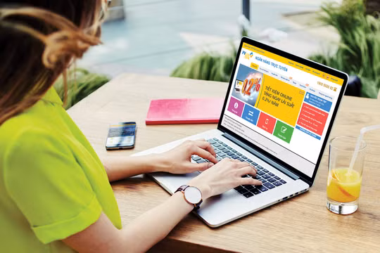 PVcomBank đang triển khai CTKM “PV Online Banking – Đơn giản hơn bạn nghĩ” với nhiều quà tặng giá trị lên tới 20 triệu đồng.