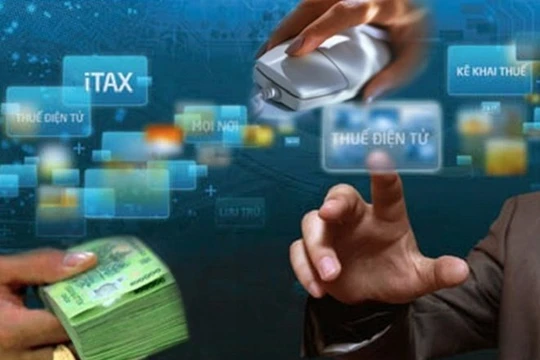 Từ tháng 12-2015, ngân hàng chỉ cung cấp dịch vụ nộp thuế điện tử và không thực hiện thu thuế trực tiếp tại quầy (trừ trường hợp lỗi hệ thống) - Nguồn: Bộ Tài chính