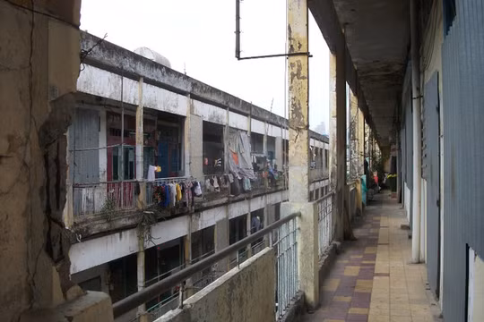 Sau chuyến thị sát của tân bí thư, TPHCM yêu cầu khẩn trương rà soát chung cư cũ tại quận 1