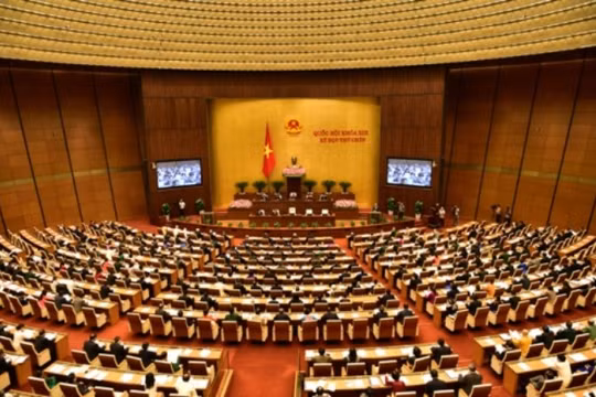 Quốc hội nghe Báo cáo về Điều 60 Luật Bảo hiểm xã hội