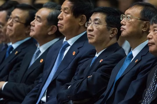 Đoàn ngoại giao TQ tháp tùng ông Tập thăm Mỹ