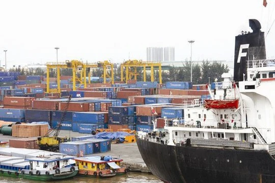 Các hậu quả vay nợ của Vinashin sau 5 năm vẫn khó giải quyết. Hầu hết các công ty thuộc Vinashin trước đây đều âm vốn chủ sở hữu, không đủ điều kiện để CPH - Ảnh:TL