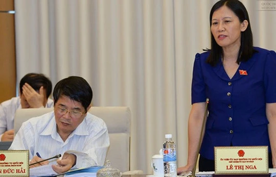 Chủ nhiệm Uỷ ban Tư pháp Lê Thị Nga (Ảnh: Quốc hội)