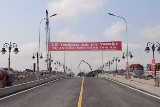 Lễ thông xe kỹ thuật cầu vượt sông Tam Bạc, Hải Phòng