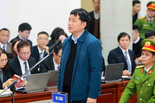 Bị cáo Đinh La Thăng tại ngày xét xử thứ 2 (9/1/2018). Ảnh: Tuổi trẻ