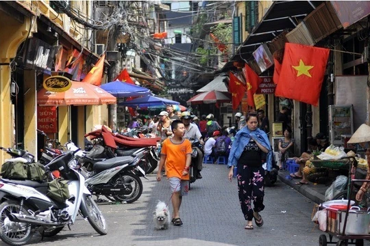 Theo số liệu của Numbeo, chi phí sinh hoạt tại Việt Nam thuộc mức trung bình của Đông Nam Á và mức thấp của thế giới. Ảnh minh họa: Thái Nam.