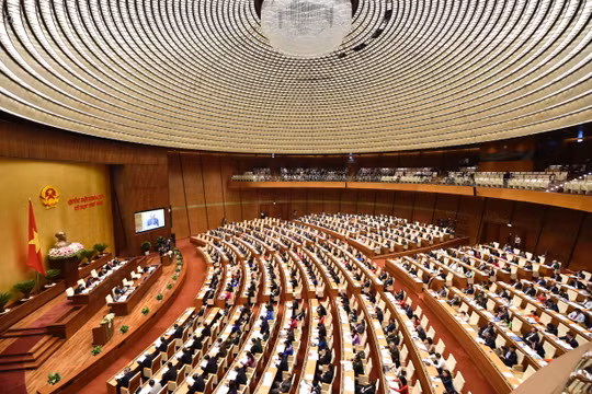 Toàn cảnh phiên khai mạc kỳ họp thứ 5, Quốc hội khóa XIV - Ảnh: VGP