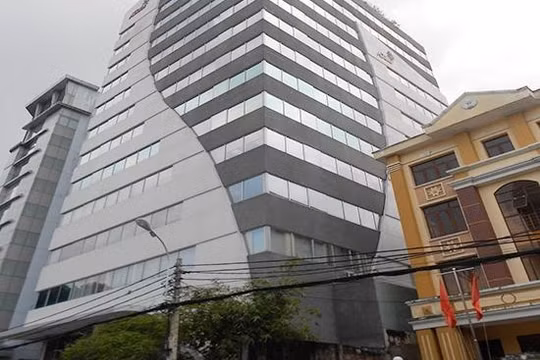 Tòa nhà Miss áo Dài - nơi đặt trụ sở của Công ty cổ phần Tập đoàn Trung Thủy - đối tác về đất lớn nhất của Sagri