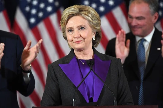 3,5 triệu người kêu gọi đại cử tri bỏ phiếu lại cho bà Hillary Clinton