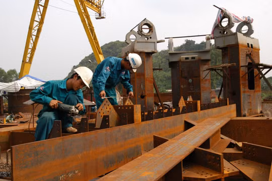 Doanh nghiệp Nhà nước không được góp vốn vào bất động sản, ngân hàng