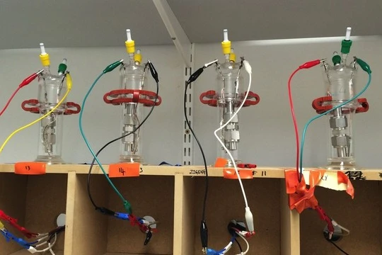 Phát triển thành công pin lithium-air mạnh gấp 10 lần, rẻ gấp 5 lần pin thường