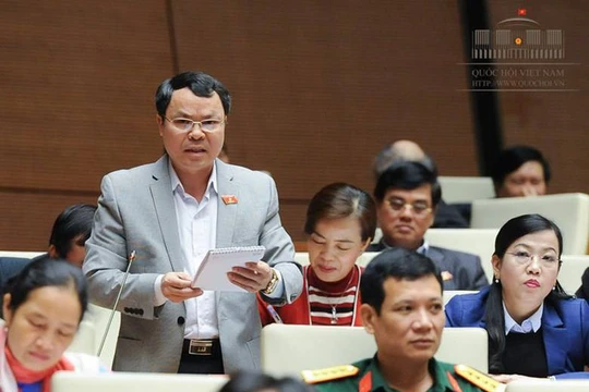 Đại biểu Nguyễn Tiến Sinh. Ảnh: Quốc hội