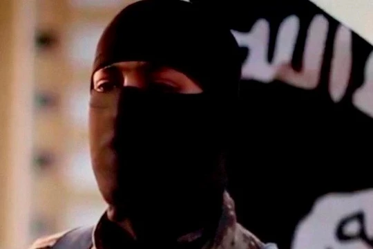 Một tay súng IS. (Nguồn: Reuters)