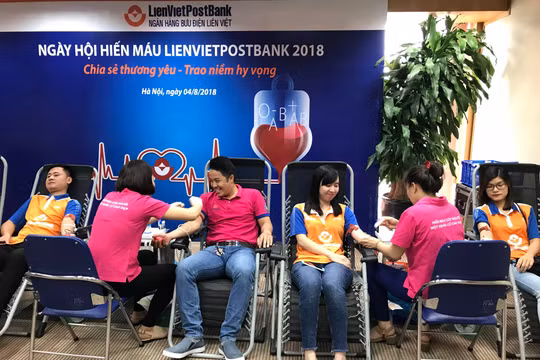 Ngày hội Hiến máu nhân đạo 2018 của LienVietPostBank