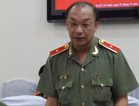 Thiếu tướng Lê Đông Phong tại buổi gặp mặt báo chí. Ảnh: HC 