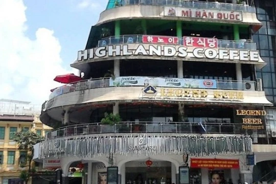 Tòa nhà "Hàm cá mập", nơi kinh doanh vào loại đắt đỏ bậc nhất Thủ đô.