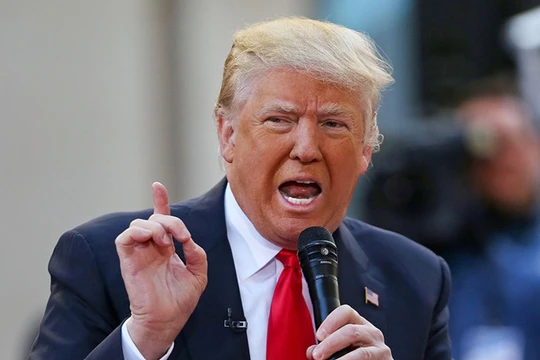 Donald Trump chê NATO, cảnh báo sẽ có nhiều nước theo chân Anh rời EU