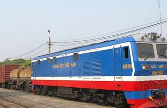 Việc triển khai đấu giá thuê toa xe hàng qua mạng của ngành đường sắt đã nhận được sự ủng hộ tích cực từ khách hàng