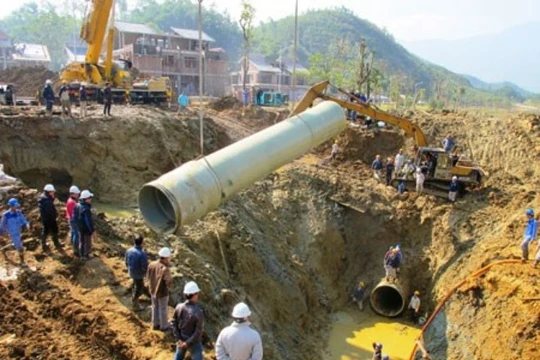 Đường ống nước sông Đà: “Sẽ còn vỡ vài lần nữa”