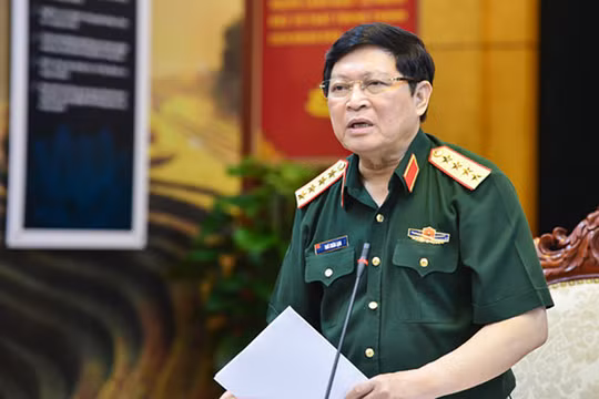 Bộ trưởng Quốc phòng Ngô Xuân Lịch